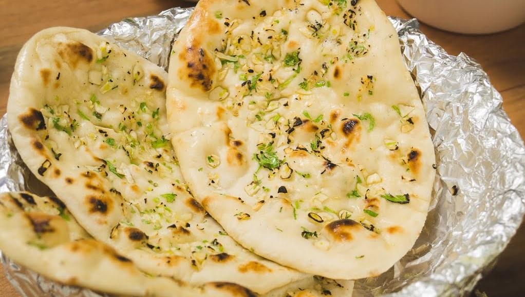 Garlic Naan (2pc)